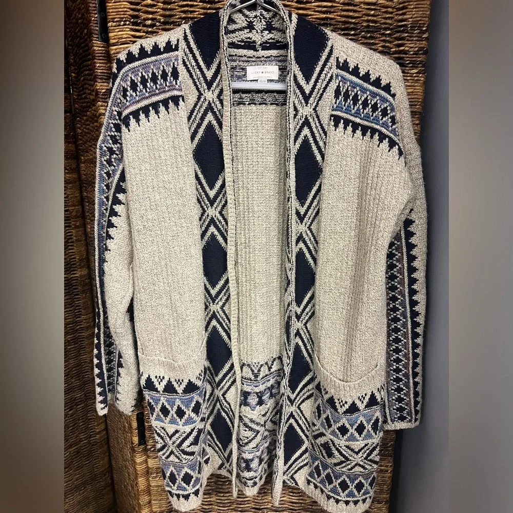 Lucky Brand- Sweater,‎ Size: XS, Pre- Owned